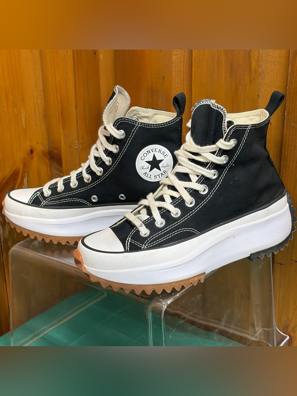 Converse Run Star Hike High Top Platform Black White Gum 166800C Men 7 Women 8.5